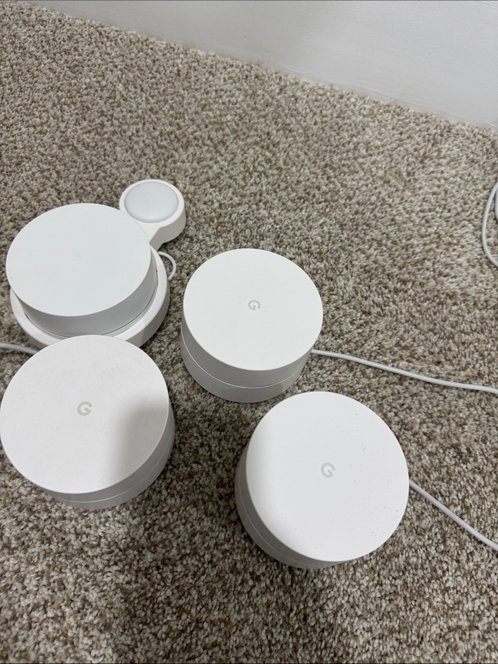 Google White Mesh Wi‑Fi Router Set - 4 Pack - Picture 4 of 7